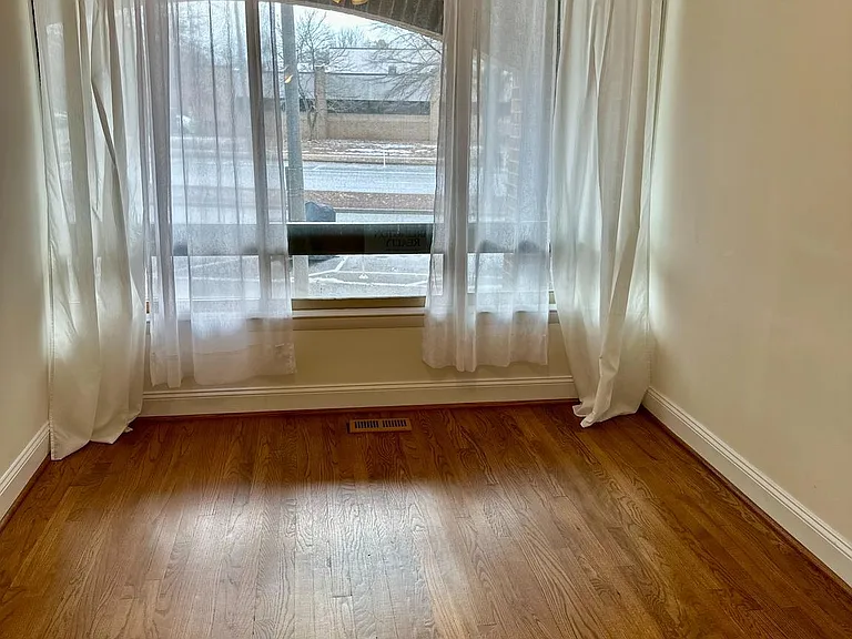 1741 S Hayes St #1 — Photo 17