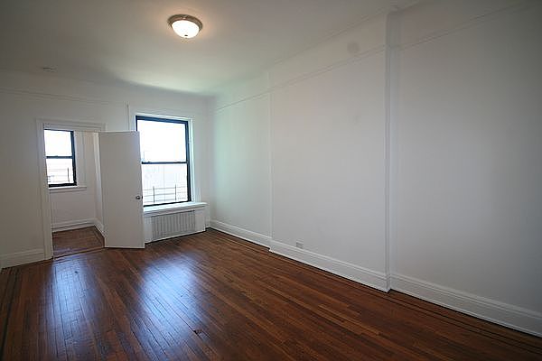 1st image of 519 E 88th St APT 5B