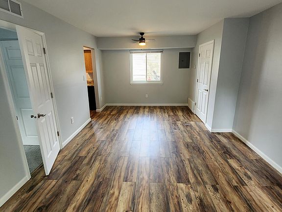 3rd image of 1460 Junction St #1