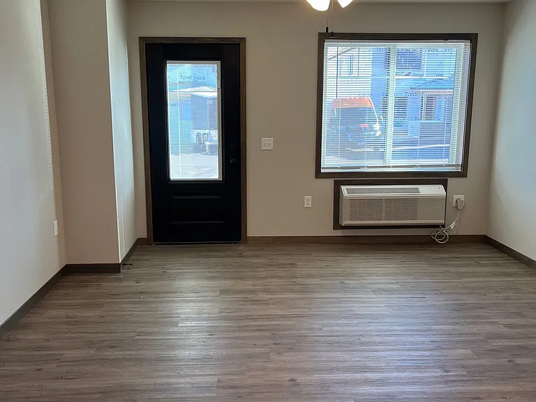 5546 Timber Rd — Photo 6