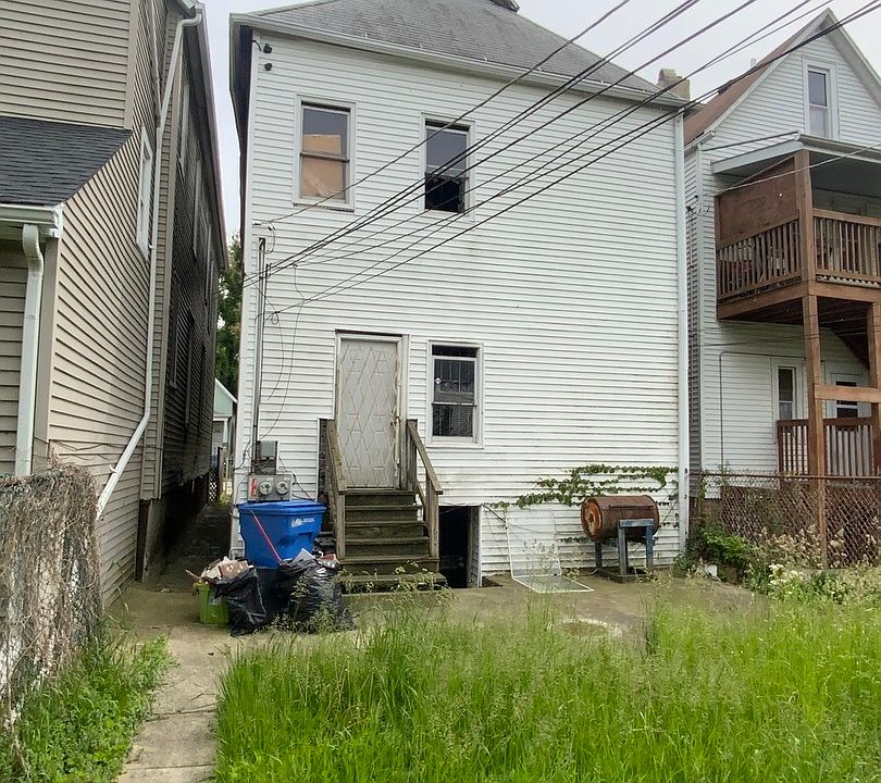 2nd image of 650 W 60th St