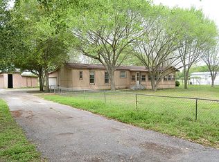 8150 Wallis St, Fulshear, TX 77441
