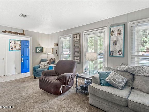 5th image of 9025 Warbler Ave