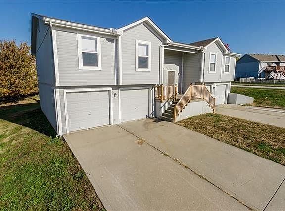 2nd image of 934 Egret St