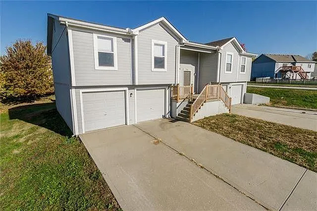 934 Egret St — Photo 2