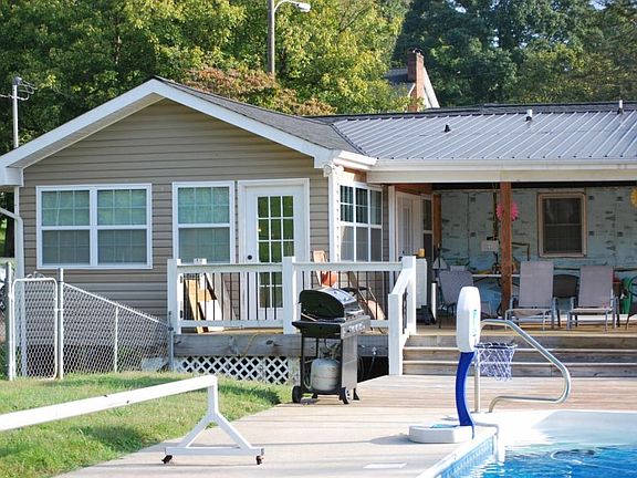 5th image of 4550 Ronald Dr