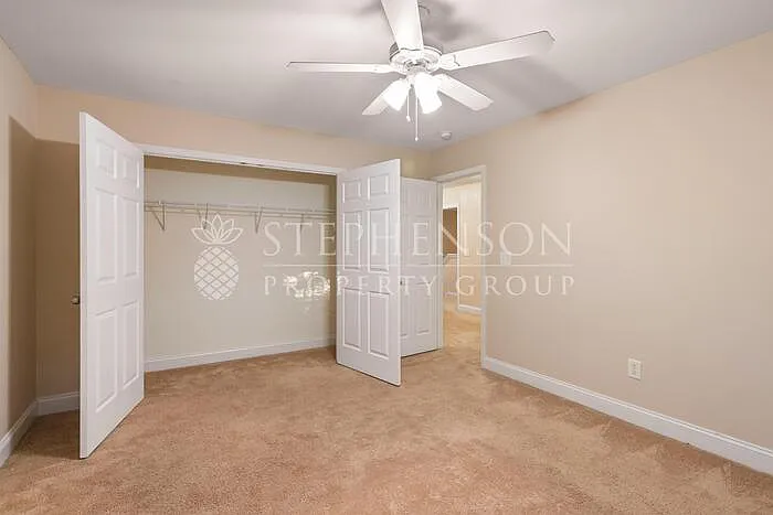 405 Abbeydale Way — Photo 23