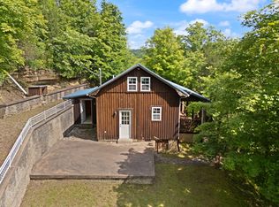 1205 Burton Williams Rd, Irvine, KY 40336