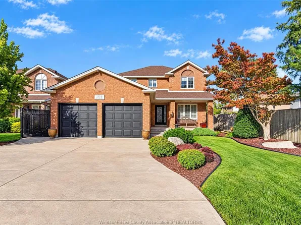 108 Eveleigh Cres, Windsor, ON N9E 4M1