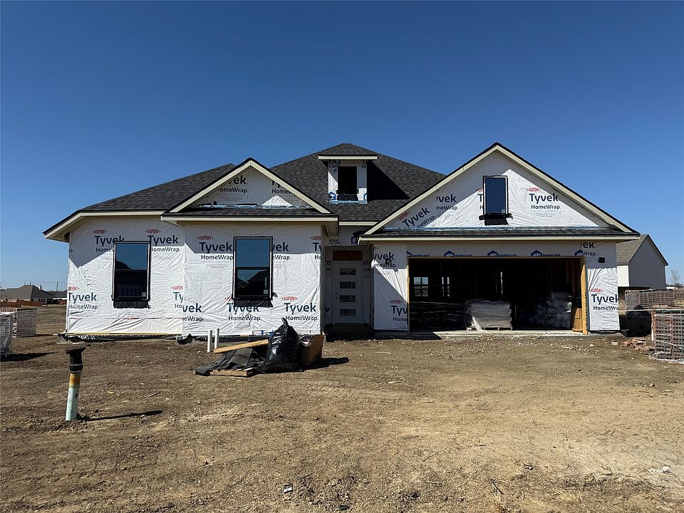 1st image of 201 Protection St