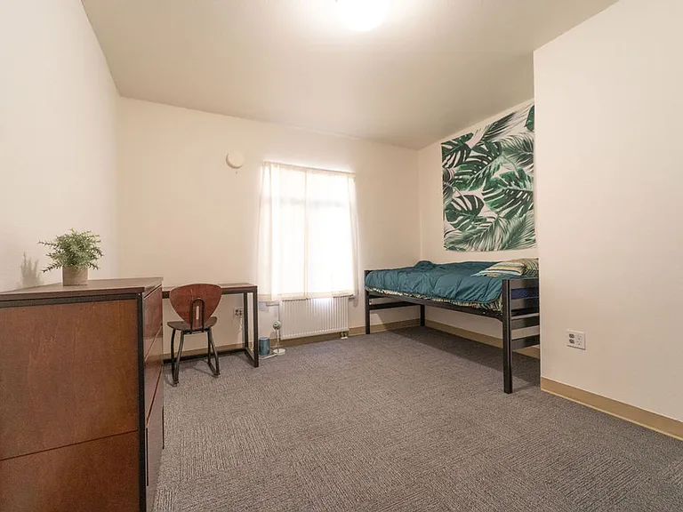 Wesley House — Photo 11