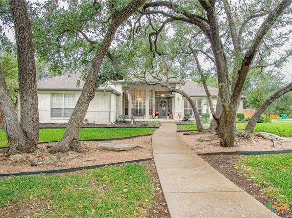 2 Holly Cv, Morgans Pt Resort, TX 76513