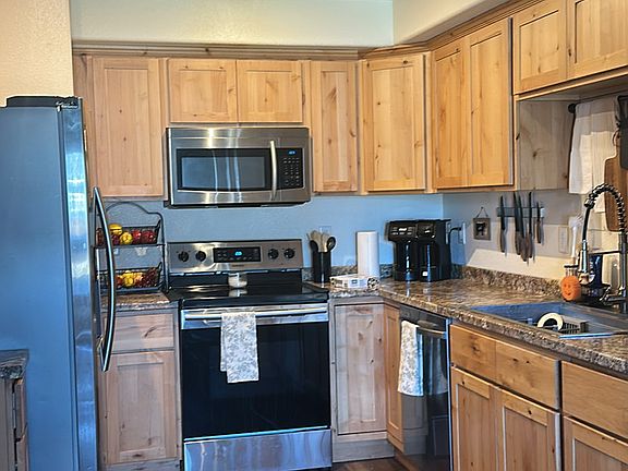 5th image of 505 Foxtail Pl