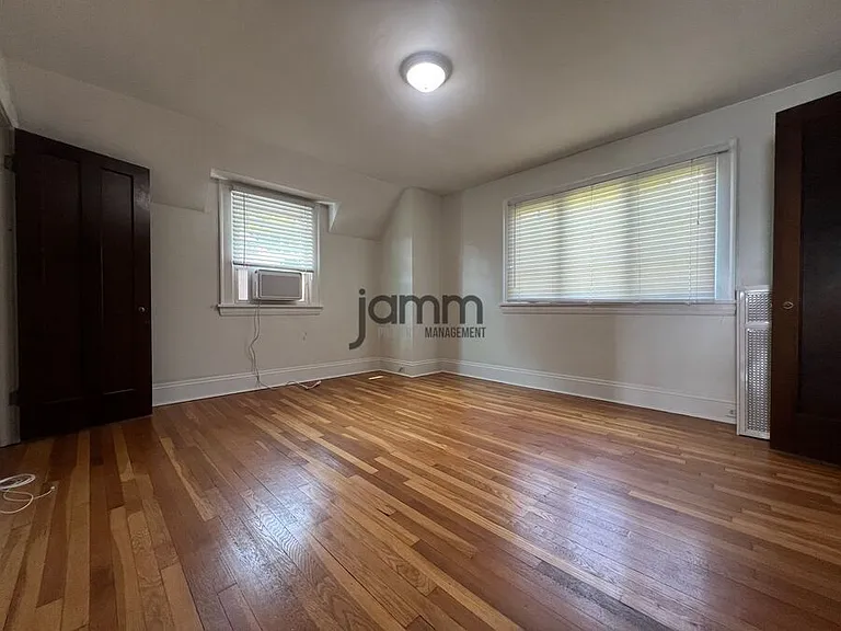 2551 Charney Rd — Photo 20