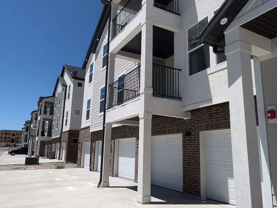 1st image of 881 N Coulsen Dr Unit 204
