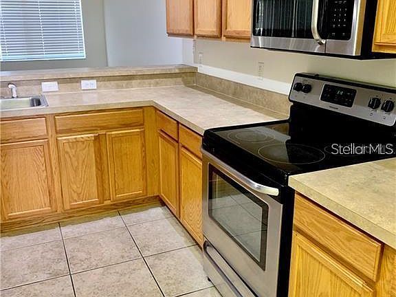 3rd image of 8152 Stone Leaf Ln