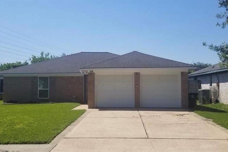 1st image of 710 Charidges Dr