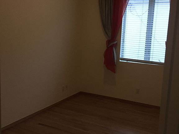 3rd image of 2821 Batchelder St