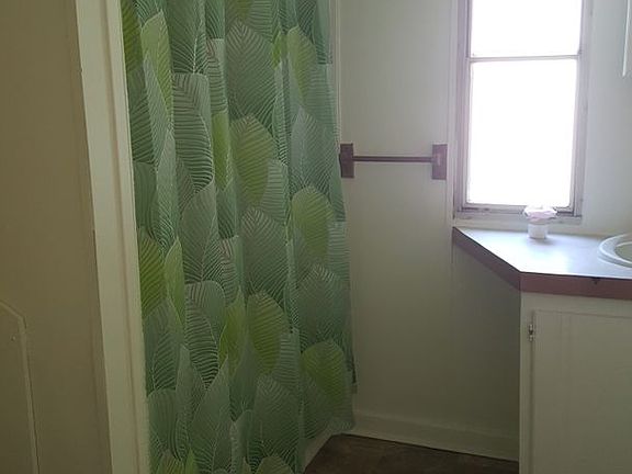 4th image of 8592 Shepherdstown Pike #5