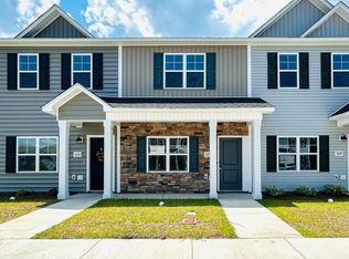 727 Cross Bridge Way, Sneads Ferry, NC 28460
