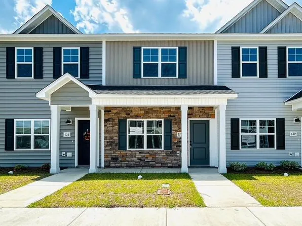 727 Cross Bridge Way, Sneads Ferry, NC 28460
