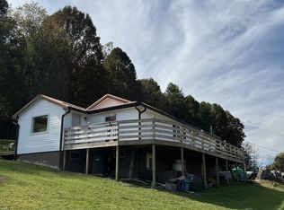 207 Barbour St, Bluefield, VA 24605