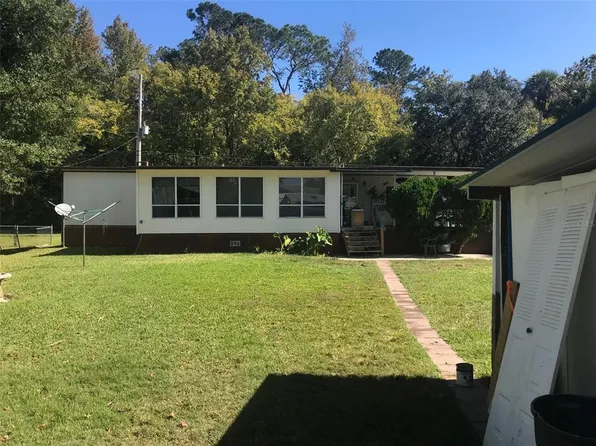 55649 Jamie Dr, Astor, FL 32102