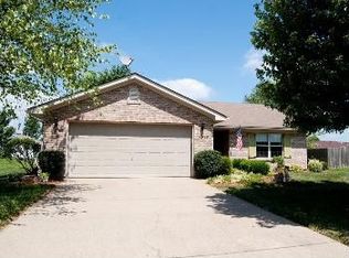 1217 Pebble Creek Dr, Jeffersonville, IN 47130