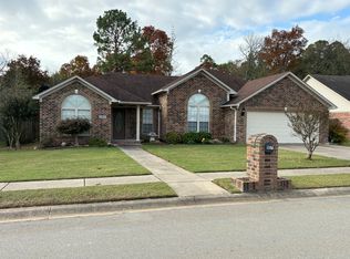 107 Monticello Dr, Bryant, AR 72022