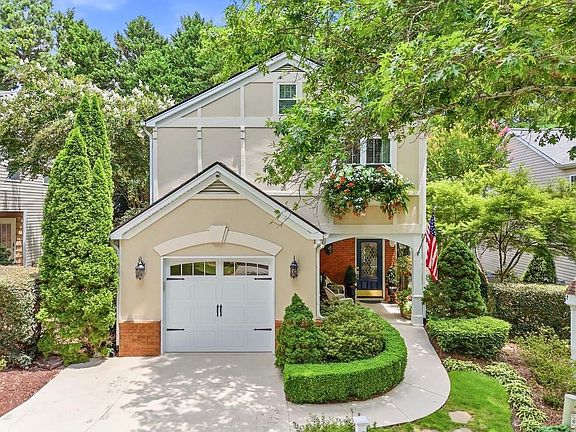 2nd image of 3425 Pinehurst Rd