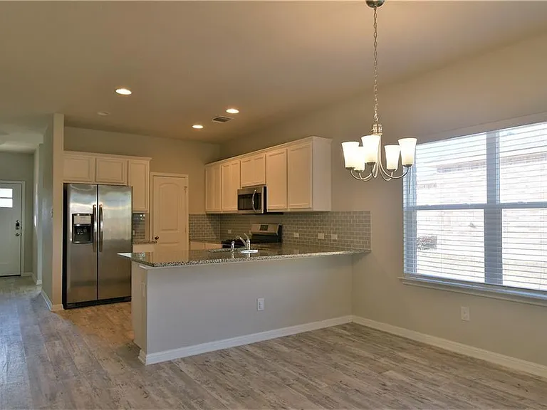 2812 Bridekirk Dr — Photo 8
