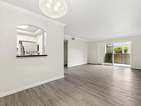 4th image of 5009 Los Morros Way Unit 13
