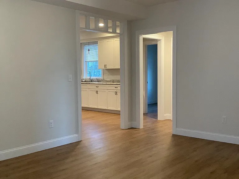 359 Main St #2 — Photo 5