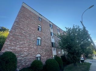 470 Broadway #3, Somerville, MA 02145