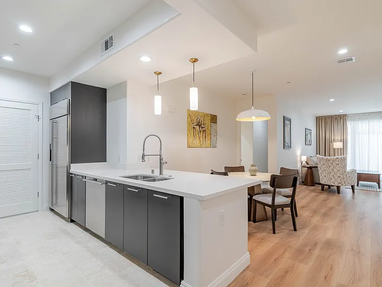 352 Caruso Ave — Photo 12