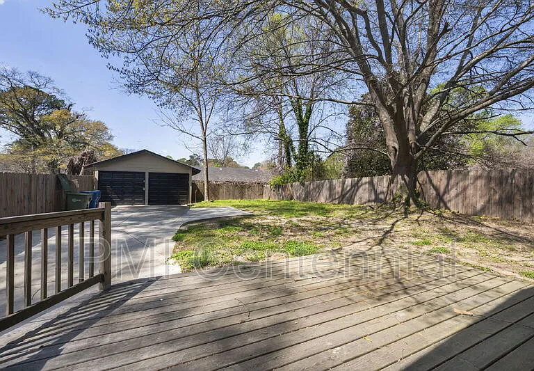 562 Gary Rd NW — Photo 28