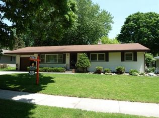 1217 Painted Post Dr, Madison, WI 53716