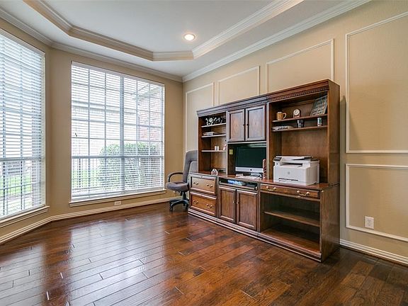 5th image of 7418 Spicewood Dr