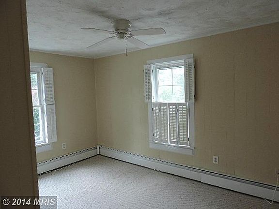 5th image of 305 Needwood Ave