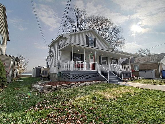 3rd image of 30579 Island Dr