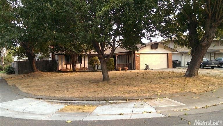 1st image of 9060 Tuolumne Dr
