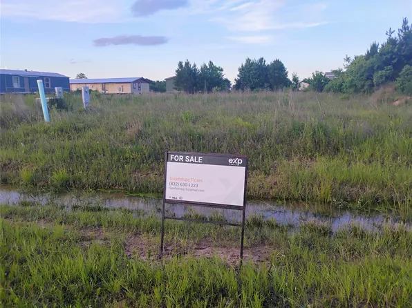 1394 Road 5734, Cleveland, TX 77327