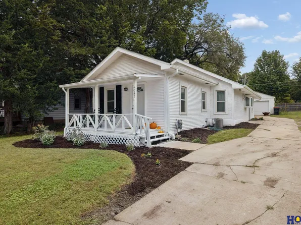 6042 Leighton Ave, Lincoln, NE 68507