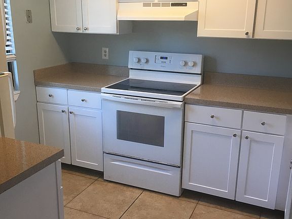 2nd image of 8300 Plaza Gate Ln APT 1244