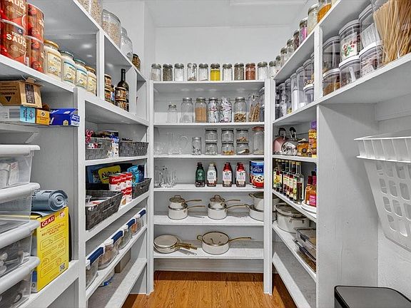 5th image of 5541 W Broward Boulevard