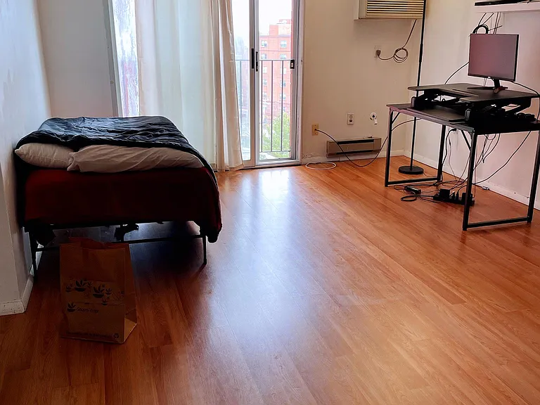115 W Squantum St — Photo 3