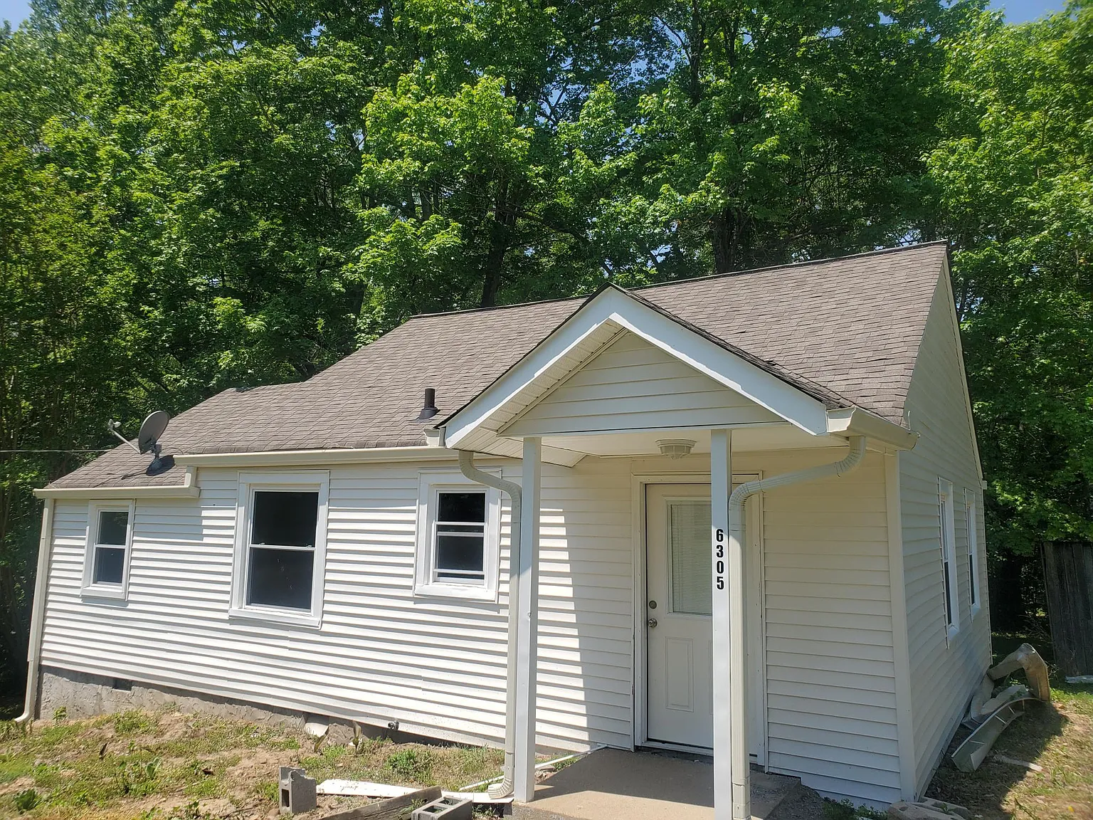 6305 Carney Rd — Photo 3