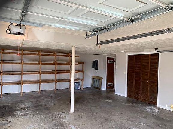 4th image of 5470 Chanterella Ct