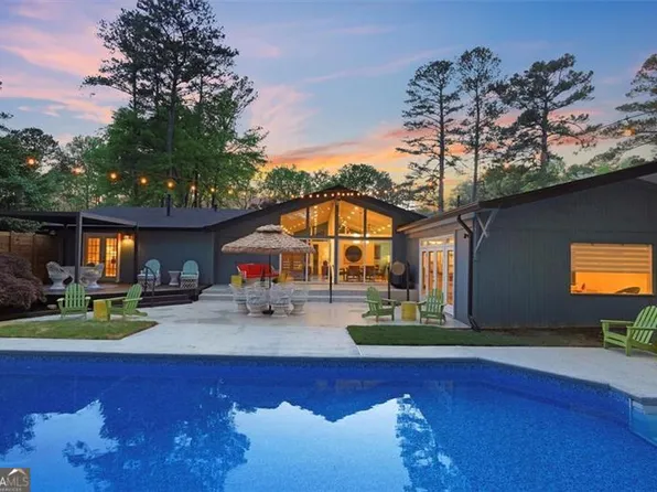 2895 Dunnington Cir, Atlanta, GA 30341