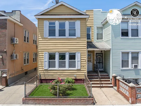 5038 47th St, Flushing, NY 11377